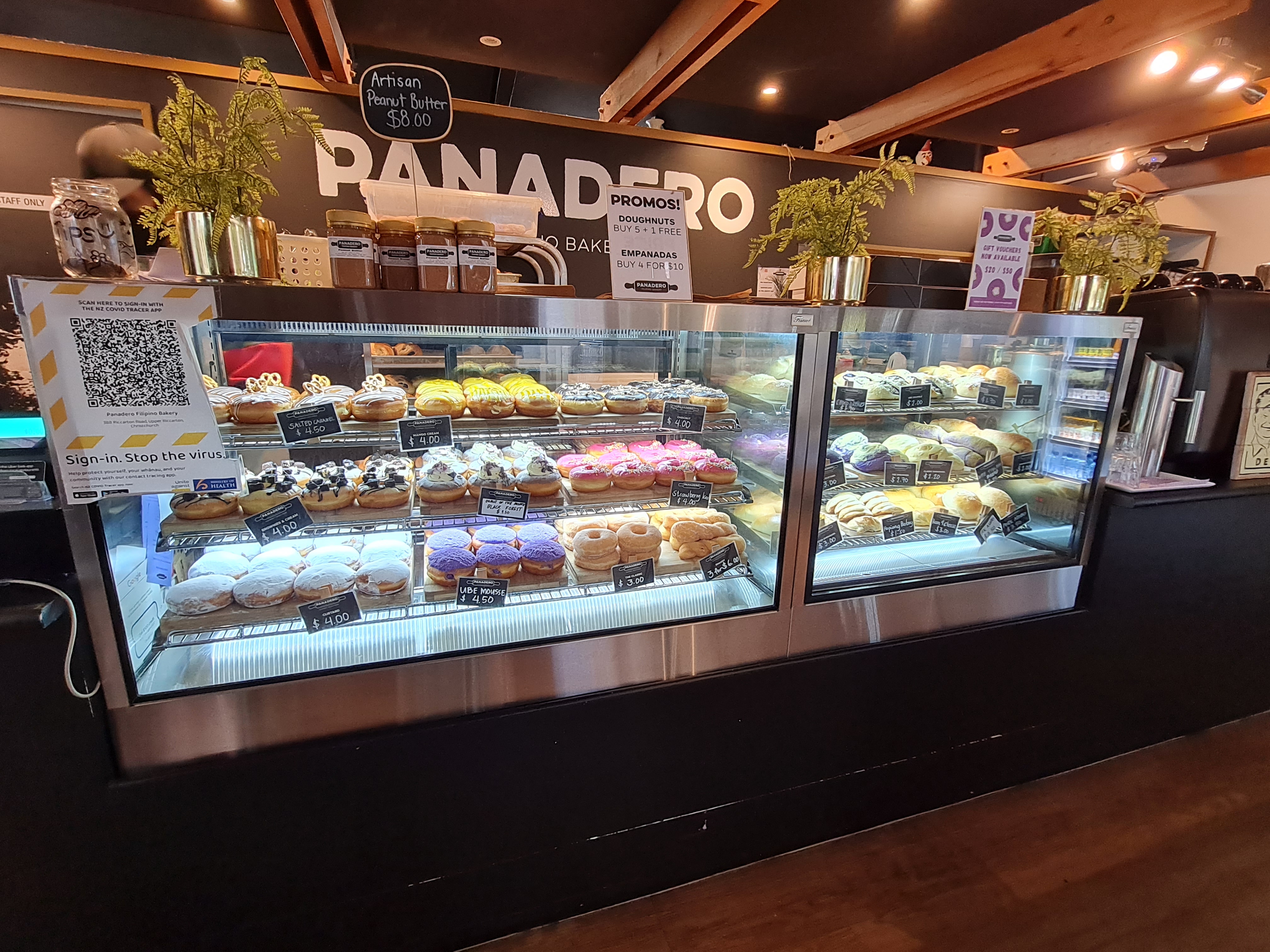 Panadero Filipino Bakery